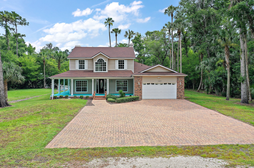 CanalFront Home for Sale in Astor, FL with St. John's River Access